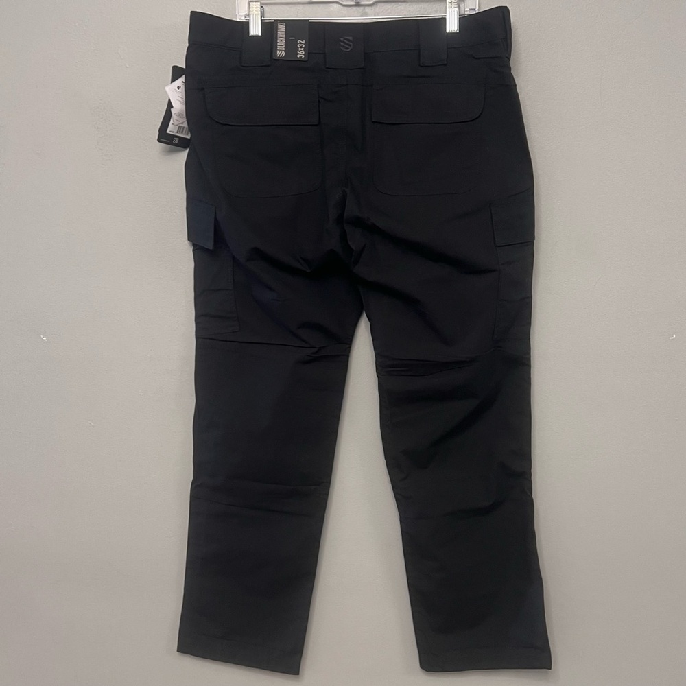 NWT Blackhawk! Men’s Black Cargo Pursuit Pants Size 36x32 Ripstock Tactical - Picture 4 of 8